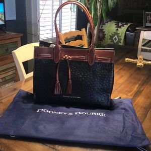 Dooney & Bourke Purse